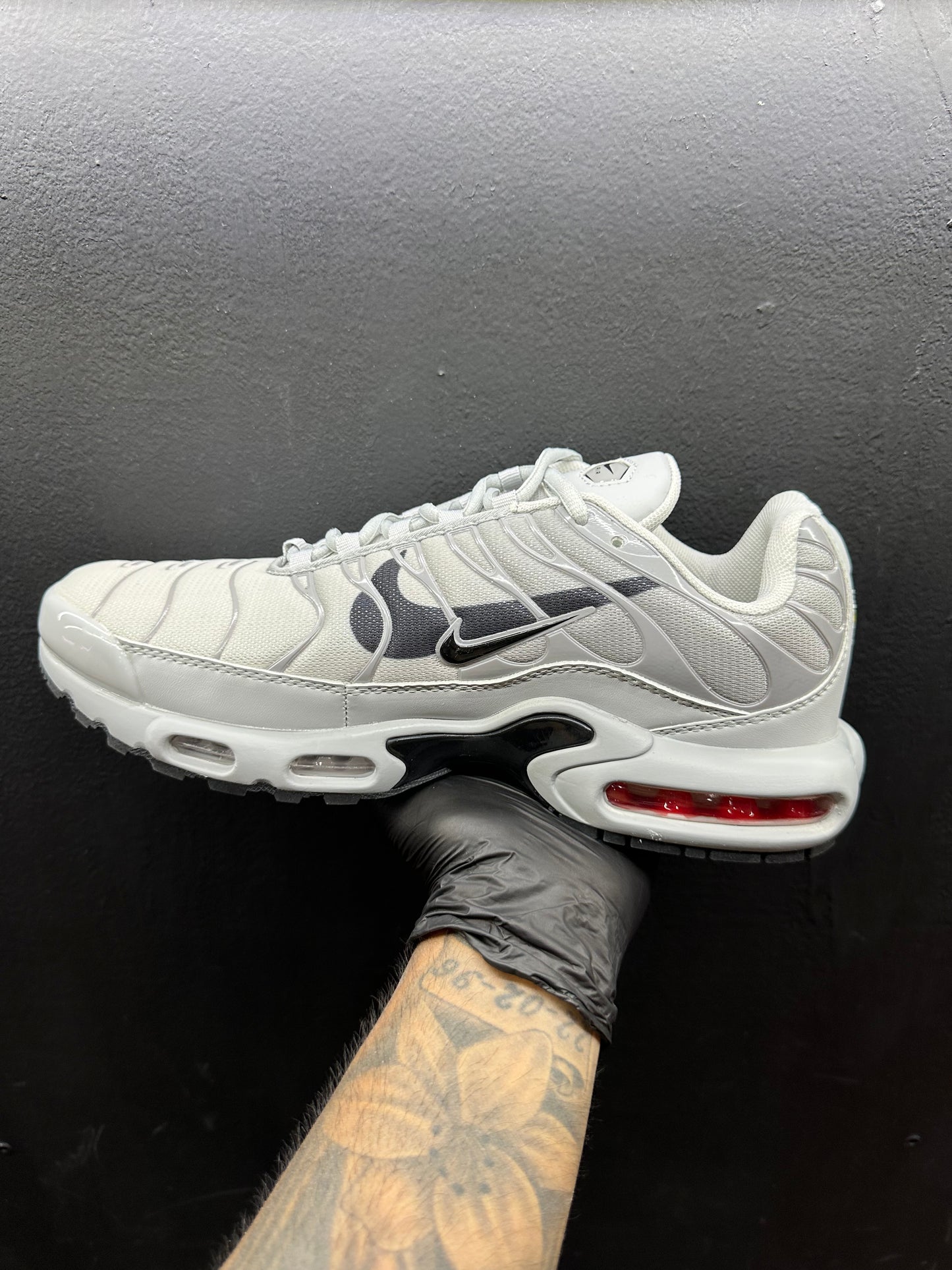 Air max tn grey