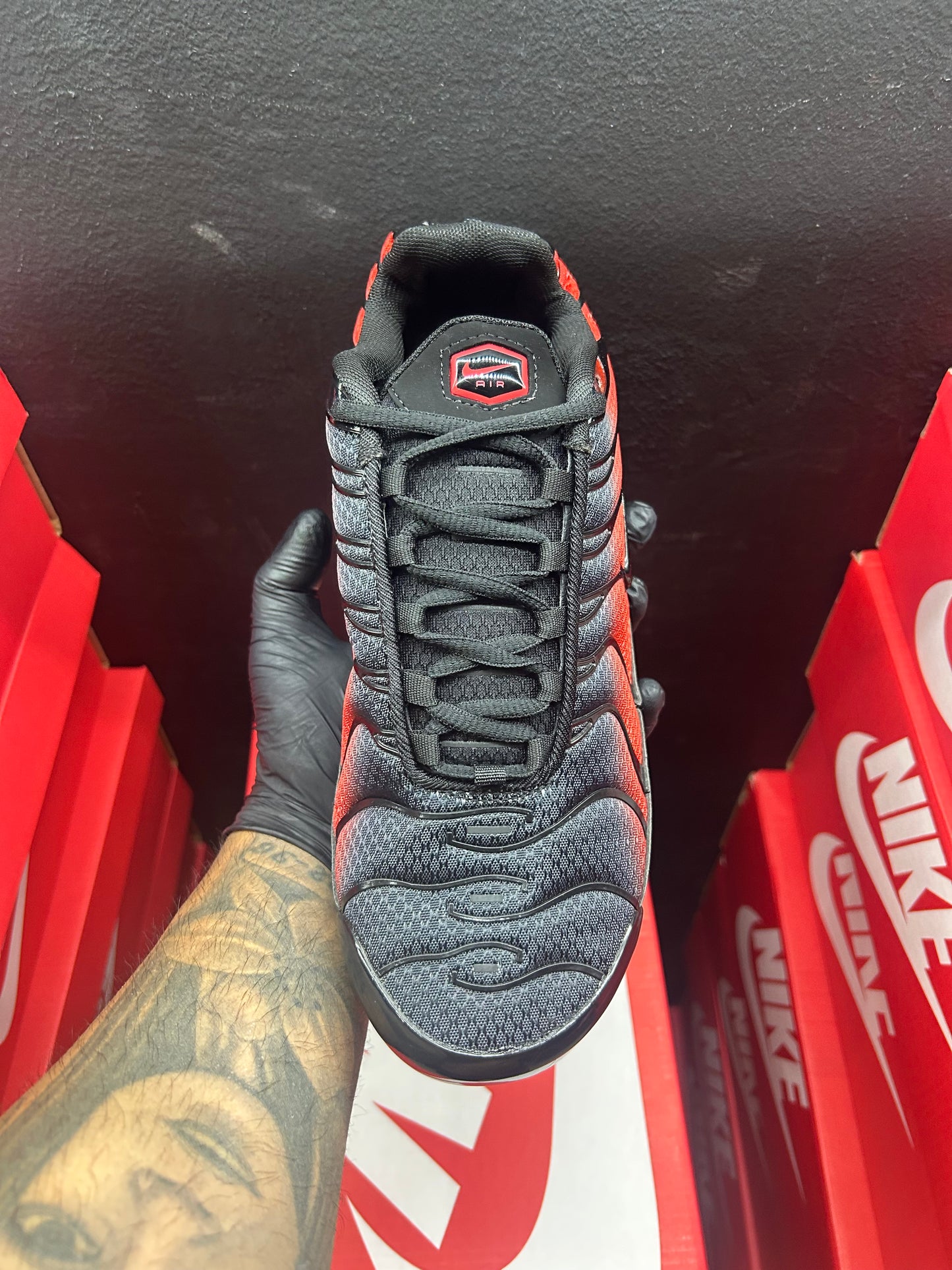 Air max tn university
