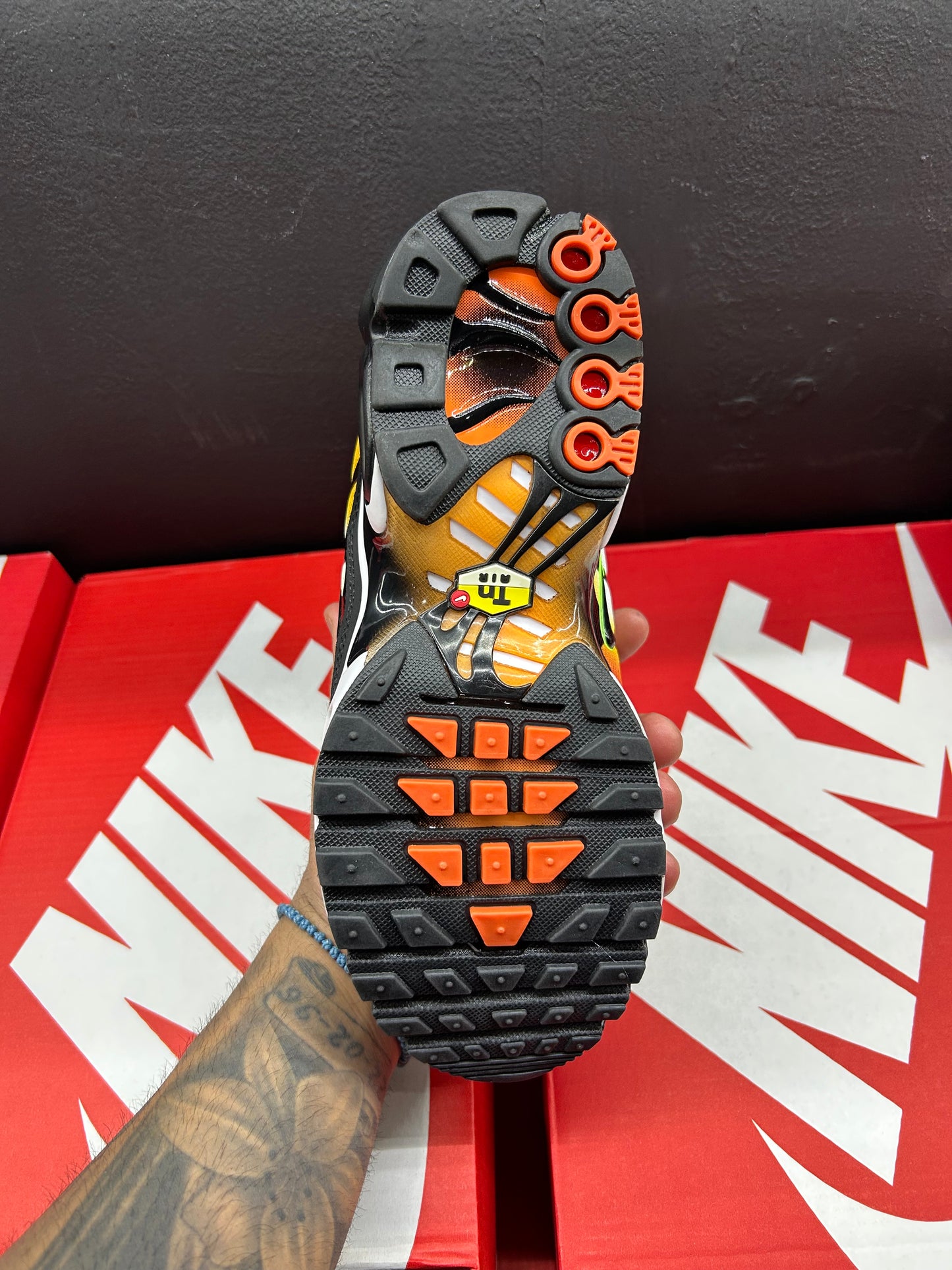 Lava TN