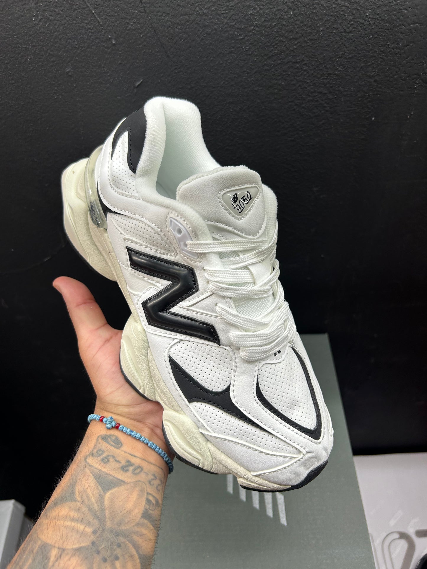 New balance 9060