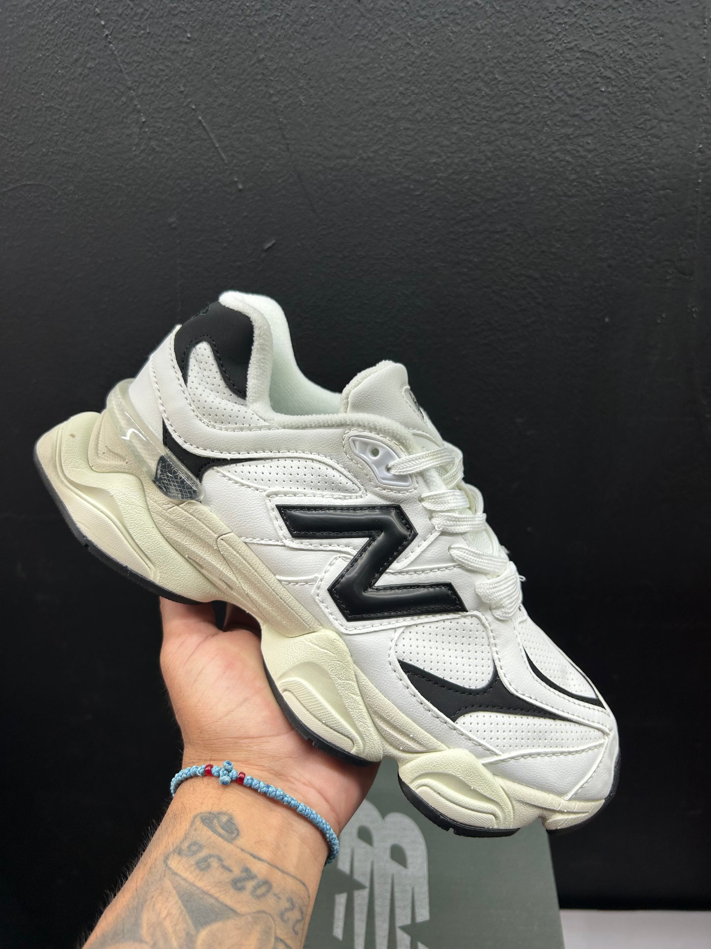 New balance 9060