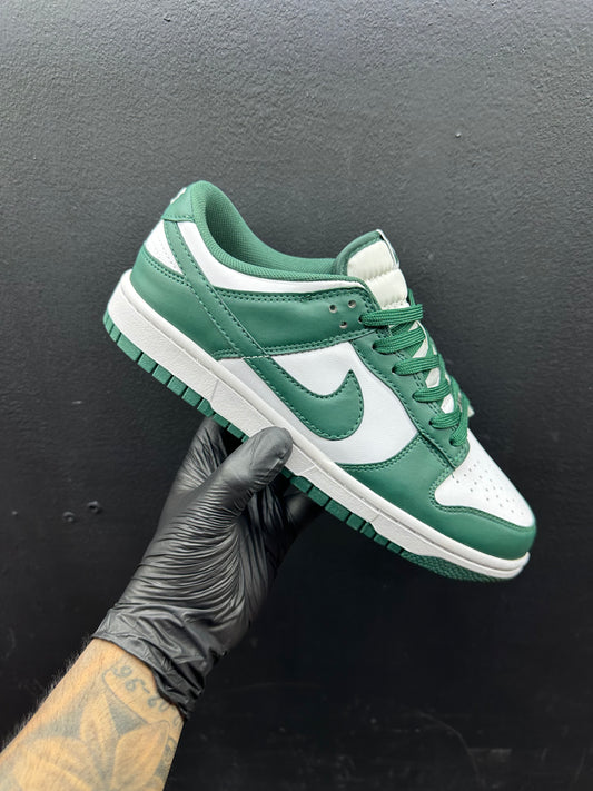SB Dunk Low Green