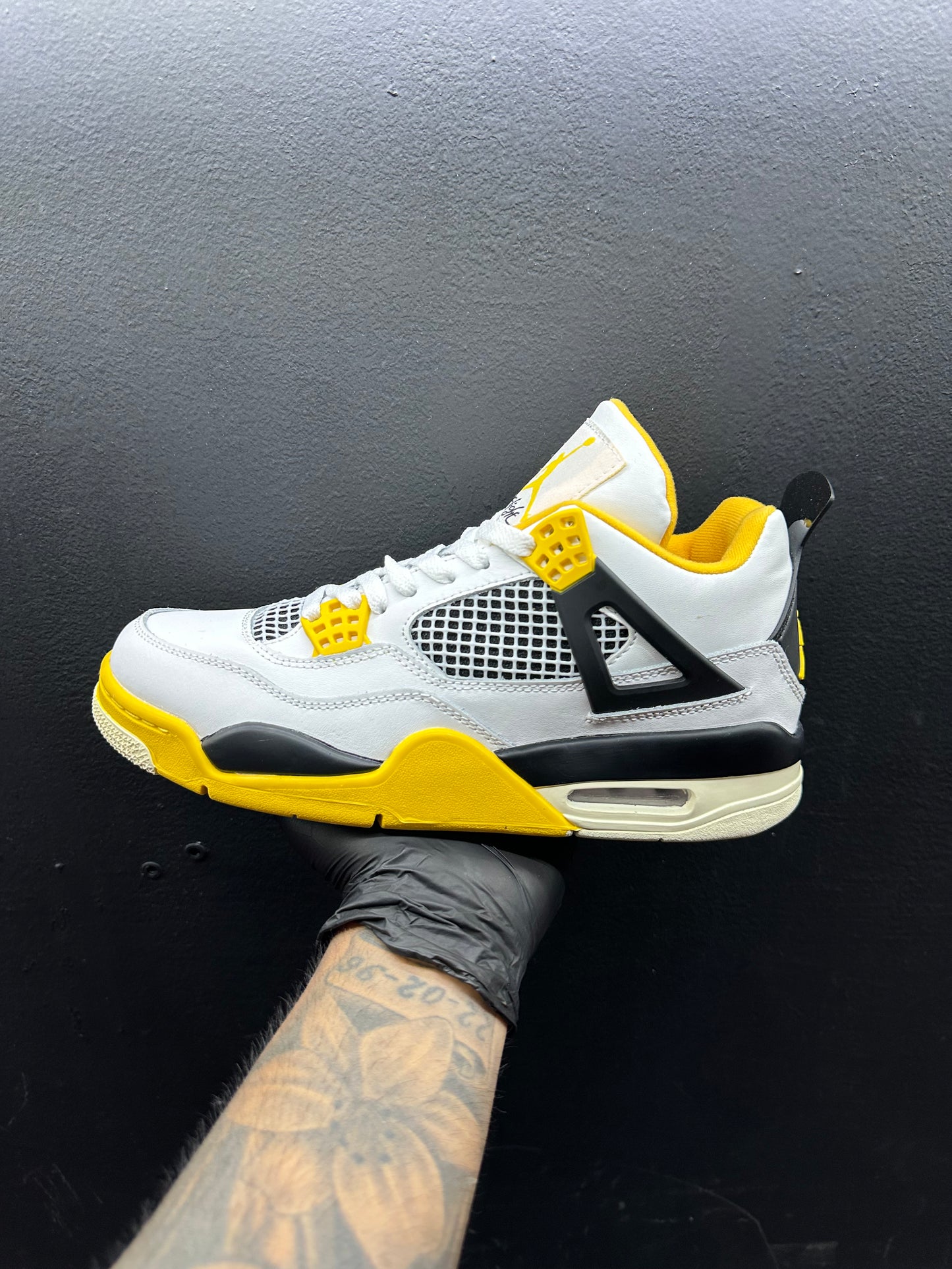 Jordan 4