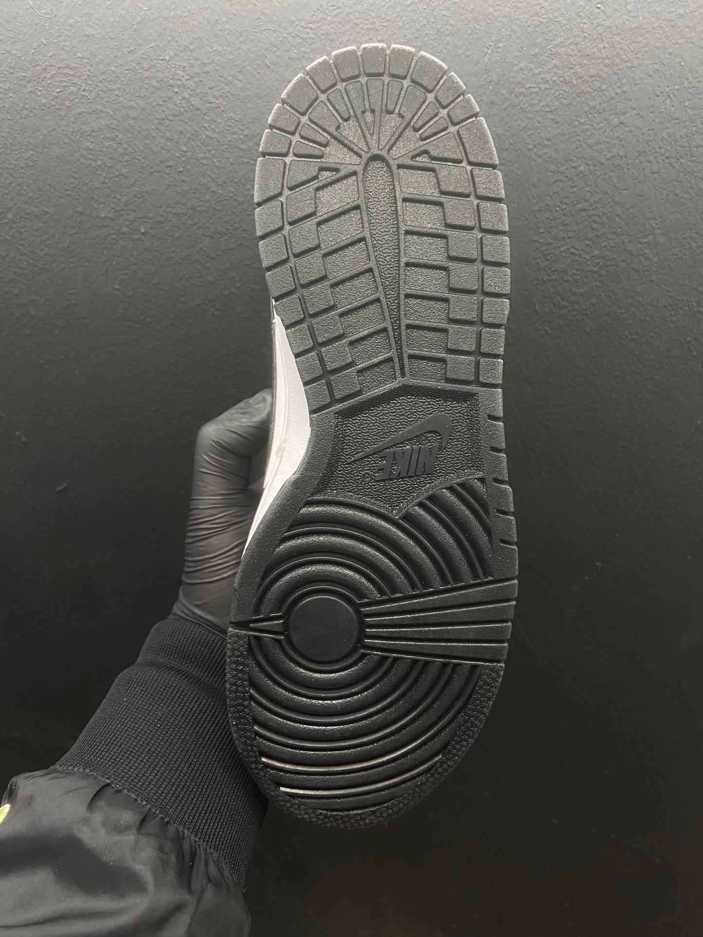 SB dunk panda🐼