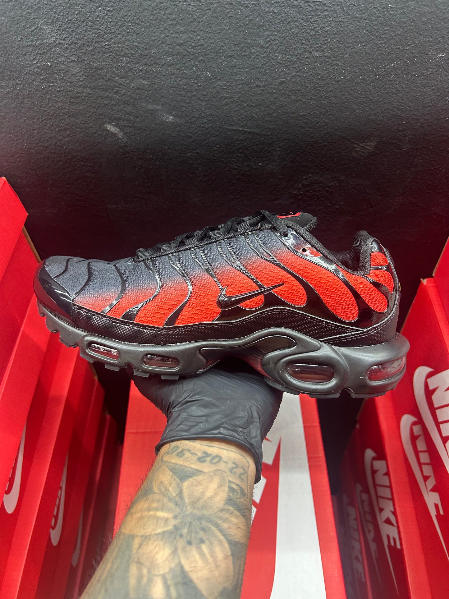 Air max tn university